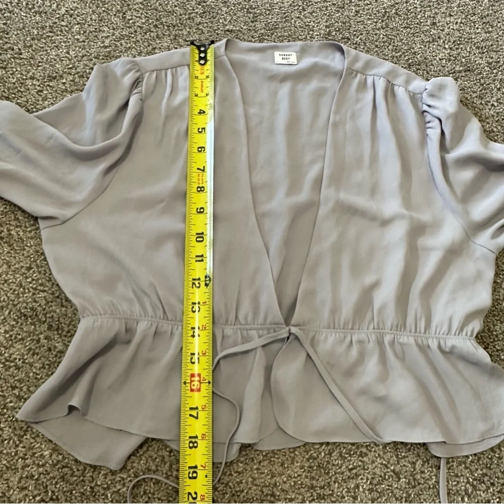 Sunday Best Kimberly Tie Front Blouse Large Lilac Grey NWT Aritzia - Picture 9 of 10